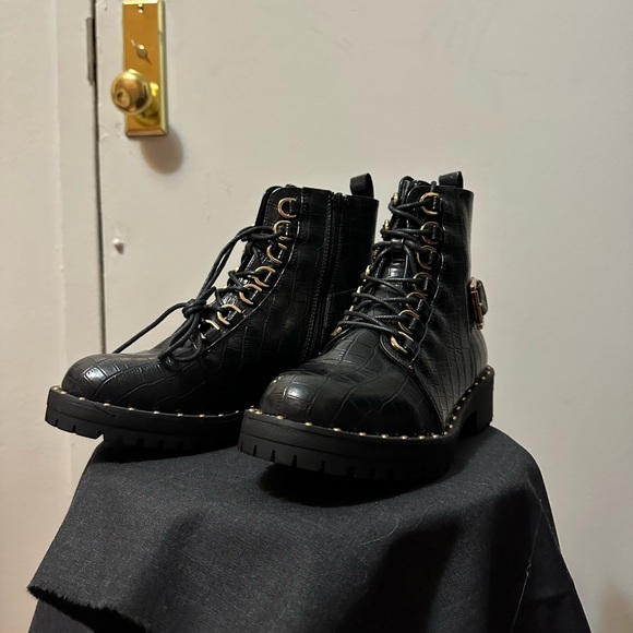 NEW ASOS BOOTS - Picture 2 of 6